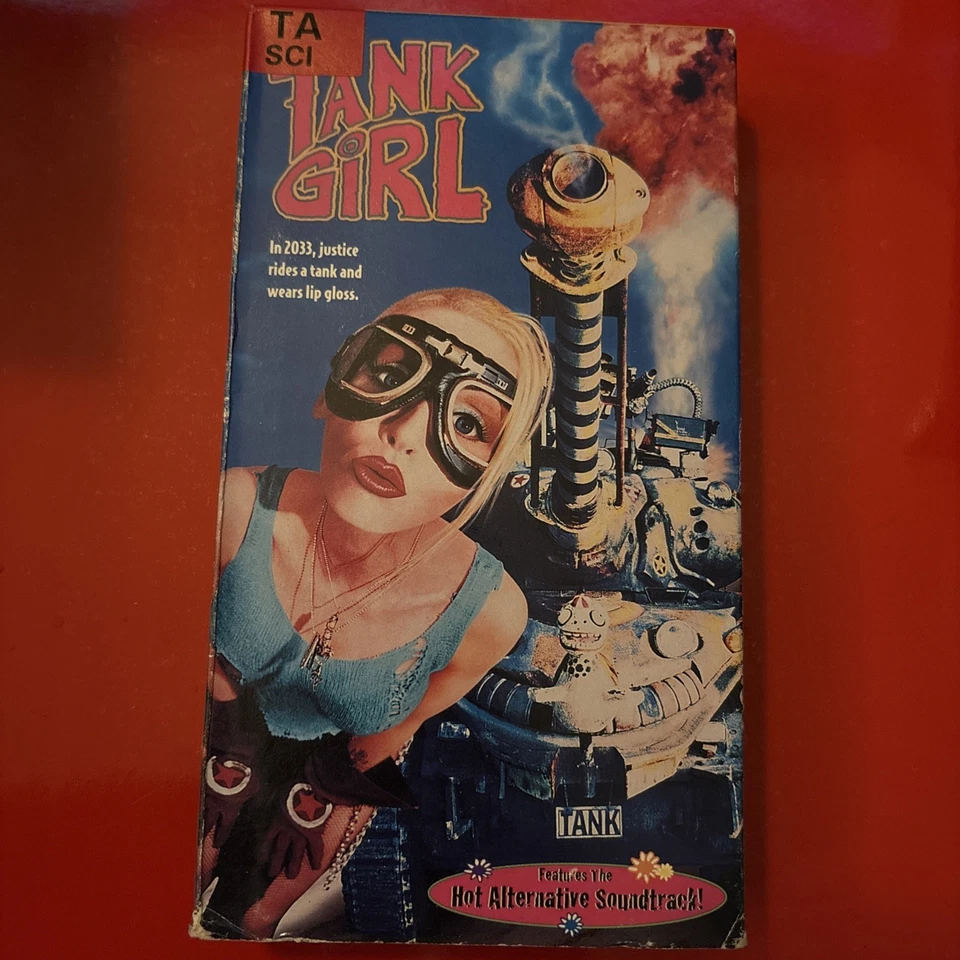 Tank Girl с Лори Петти в главной роли, Ice-T, Наоми Уоттс (1995, VHS) - Изображение 1 из 1