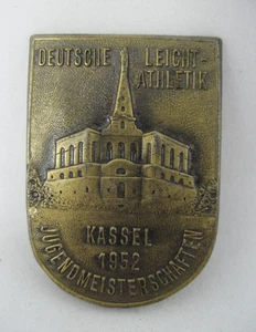 Alte Sport Anstecknadel Deutsche Leichtathletik Meisterschaft Kassel 1952 - Bild 1 von 2