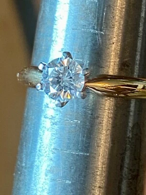 Anillo James Avery Personalizado Oro Amarillo 18k Diamantes Talla 7 Foto 1 de 4