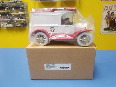 ERTL 1913 FORD MODELO T BANCO FELIZ VACACIONES CON CONDUCTOR SANTA "NUEVO" Foto 1 de 4