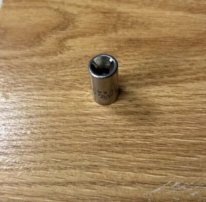 MAC TOOLS -  E2 Speciality Socket, 1/4”Drive, 3 Tab, Part# SC130    USA - Picture 1 of 4