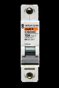 MERLIN GERIN 10 AMP TYPE 3 M9 MCB CIRCUIT BREAKER 25644 C60HC MULTI9 - Picture 1 of 6
