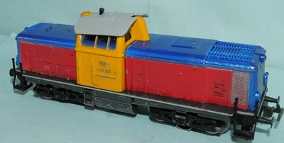 Trix Express 2267 DB V100 1009 blau-rot-gelb umlackiert 4-achs-Antrieb - Bild 1 von 3