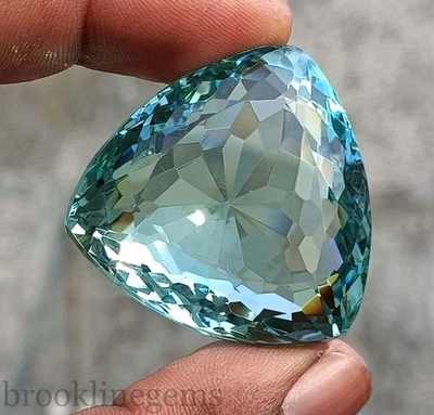 Piedras preciosas sueltas certificadas por trillón de turmalina azul natural de 155,50 quilates 5NSK Foto 1 de 4