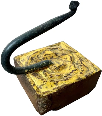 GANCHO INDIO DE COLECCIÓN RECUPERADO ANTIGUO TECA TALLA CUELLO CISNE GANCHO AMARILLO CADMIO Foto 1 de 4