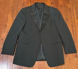 STUNNING Armani Collezioni Black Tuxedo Suit 1-Button 42R Pants 36 Unhemmed - Picture 1 of 14