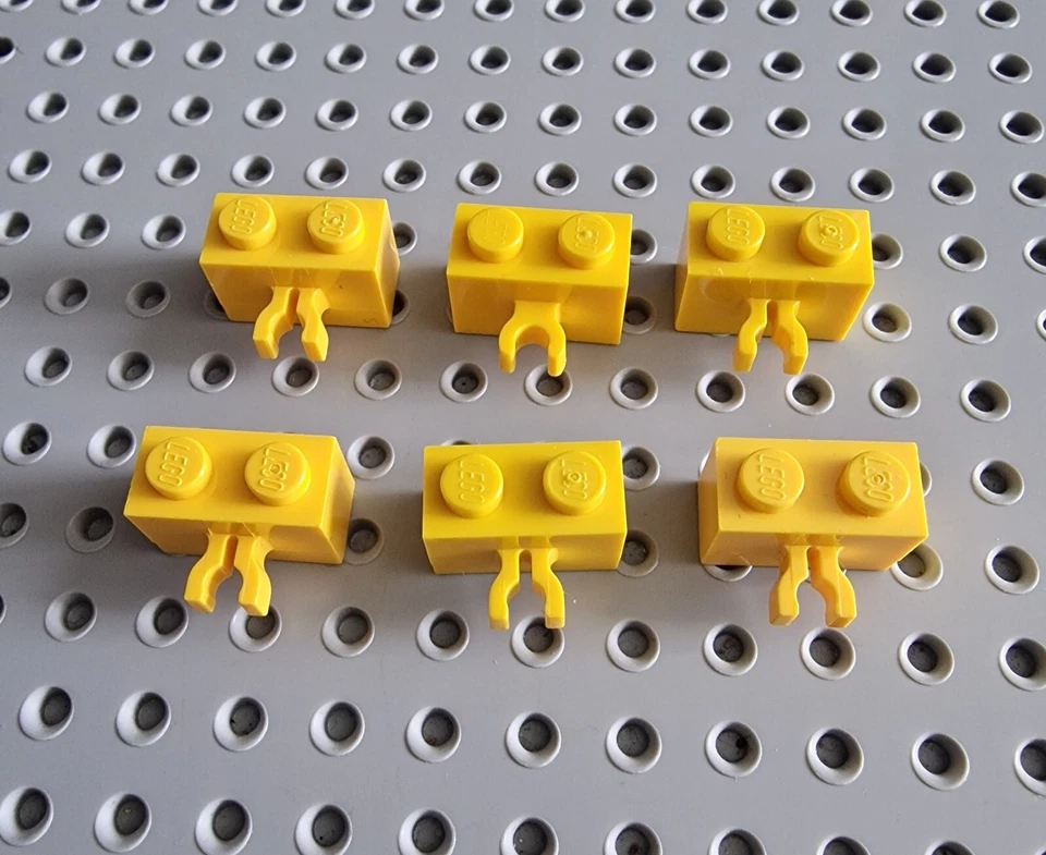 Lego Baustein Stein mit Clips Halter 6 Stück Gelb Yellow Brick 30237 A005 - Bild 1 von 1