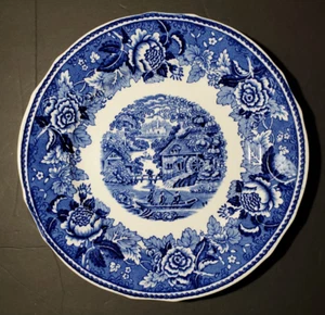 Vintage/Discontinued "Landscape Blue Arabia of Finland 10" Deep Dinner Plate" - Picture 1 of 8