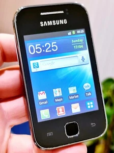 Samsung Galaxy Young GT-S5360 -Silver (Unlocked) Smartphone Immaculate Condition - Picture 1 of 9