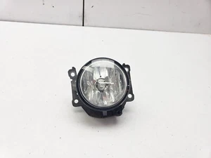 MITSUBISHI SHOGUN SPORT MK3 FOG LIGHT RIGHT DRIVER SIDE OFFSIDE 2018 - Picture 1 of 14