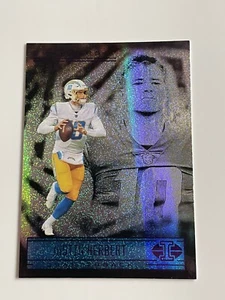 2021 Panini Illusions Sparkle #28 Justin Herbert - Picture 1 of 2