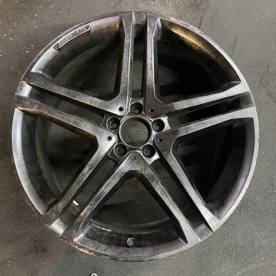 "Rueda AMG Mercedes-Benz todo negro clase GLE 21"" 2018-2019 original 85624" Foto 1 de 4