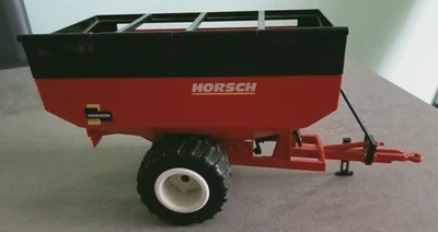 Siku 1:32 - Carro trasporto granaglie HORSCH - Immagine 1 di 3