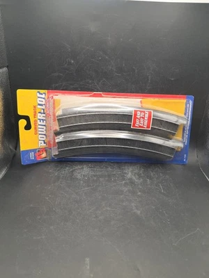 Life-Like Trains HO Scale Power-Loc Curved Track - #21303 – New - Image 1 of 3