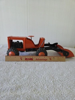 Cargador HI-LIFT de acero prensado Marx Lumar de colección Foto 1 de 4