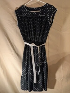 Jackie O! de colección Vestido Ms. World Lunares Cinturón Negro Blanco Talla 16 Retro - Imagen 1 de 4