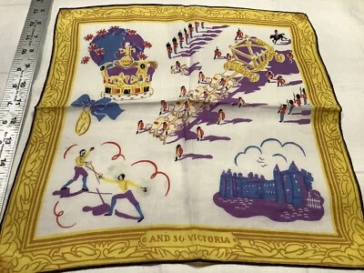 11491🌟Винтажный дизайнерский сувенир АНГЛИЯ «И ТАК ВИКТОРИЯ» носовой платок - Изображение 1 из 4