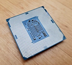 Intel Core I7 7700 Processor (3.60 GHz, 4 Cores, FCLGA1151) - SR338 - Photo 1/2
