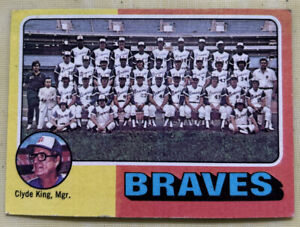 1975 Topps Braves Team Leaders Card #589 Hank Aaron Phil & Joe Niekro Low-Grade