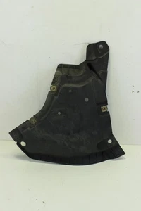 Protector bajos izquierdo mercedes w213 e200 a2135200400 b358 - Imagen 1 de 3