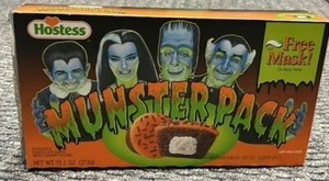THE MUNSTERS Halloween Hostess Cupcake Box handsigniert von "Opa" Al Lewis - Bild 1 von 15