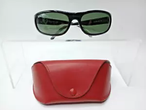 Occhiali da sole vintage Ray-Ban Italy RB 4033 601 3N nero opaco full rim e custodia - Foto 1 di 11
