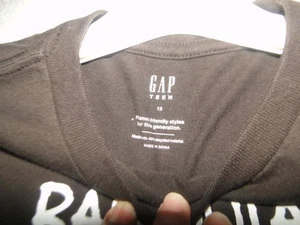 Basquiat teen sz 12 sweater/shirt from Gap in good condition BOYS - Picture 1 of 3