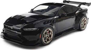 ¡En stock! Ford Mustang GTD 2025 negro a escala 1:18 de IXO - Imagen 1 de 5