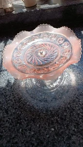 VINTAGE BAGLEY ART DECO CRIMPED RUFFLE PINK GLASS CAKE STAND ON CHROME FOOT - Picture 1 of 5