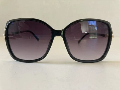 Gafas de sol para mujer de gran tamaño marco negro dorado lentes moradas degradadas plástico metal Foto 1 de 4