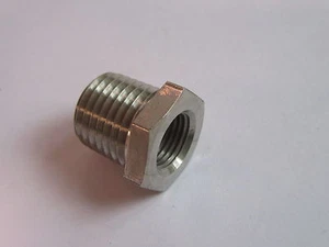 Parker Reducing Bush Fitting 1/4 MNPT x 1/8 FNPT Internal Pipe Thread #23A221 - Picture 1 of 2