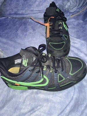 Size 10.5 - Nike Air Rubber Dunk x Off-White Low Green Strike - Image 1 of 4