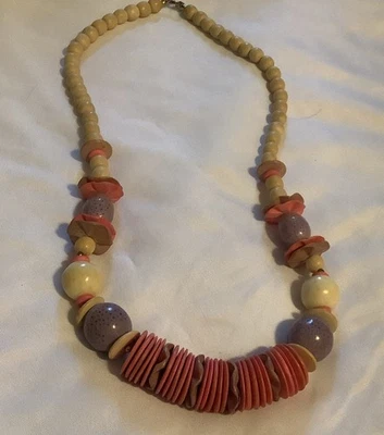 "Collar de cuentas de madera rosa, púrpura y blanco 22"" L (1704)" Foto 1 de 3