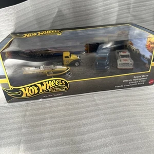 Hot Wheels 2024 Premium Set Motorhead Madness Toyota Stout Drift Truck Diorama - Bild 1 von 8