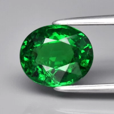 ¡Increíble! Granate Tsavorita Verde Impactante Natural Ovalado 1.81ct 8x6.7mm, Tanzania Foto 1 de 4