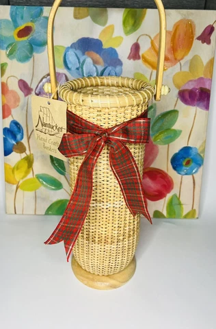 Nantucket Hand Crafted Wine Bottle Basket Carrier With Handle, wicker basket Cover
