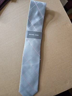Corbatas de mezcla de seda para hombre MICHAEL KORS NUEVAS PRECIO DE VENTA SUGERIDO POR EL FABRICANTE: 69,50 $ surtidas Foto 1 de 2