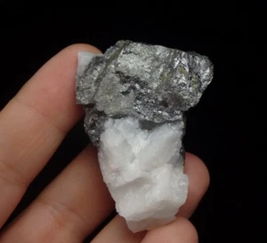 TETRAHEDRITE var. FREIBERGITE & QUARTZ & SIDERITE --- SLOVAKIA - Rožňava /pk657 - Picture 1 of 14