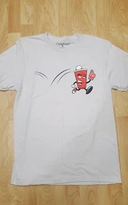 Men's Medium Astronomy Beer Pong Solo Cup Game Funny Short Sleeve T-Shirt NWOTs - Picture 1 of 4