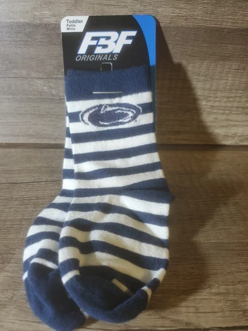 1 PAIR NCAA Penn State Socks Size Toddler 3-8 Cover
