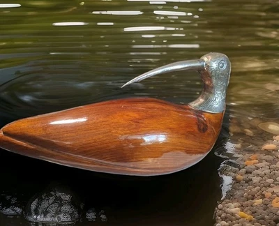 Escultura de pájaro moderna de mediados de siglo de Jay Willfred. Italia. Madera Metal  Foto 1 de 4