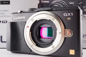 [Near Mint] English OK Panasonic LUMIX DMC-GX1 Digital Black Body From JAPAN - Picture 1 of 13