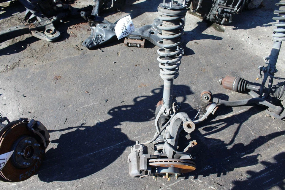 Montaje de rodilla izquierda LINCOLN MKZ 07 08 09 Foto 1 de 3