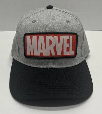 Gorra de superhéroes gris y negra Marvel con parche con logotipo rojo y blanco OSFM 14+ Foto 1 de 4