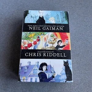 Neil Gaiman/Chris Riddell 3-Book Box Set: Coraline; The Graveyard Book; Fortunat - Picture 1 of 7