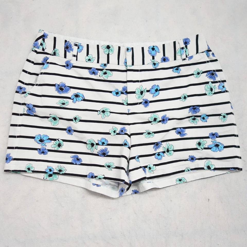 Pantalones Cortos Elle Para Mujer 12 Bolsillos Cortados Blancos Floral y Negro Rayas Algodón Elástico Foto 1 de 4
