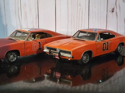 Ertl 1969 Dodge Charger General Lee Dukes Of Hazzard 1:18 Diecast 2 Car Set - Image 1 of 4