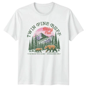 Twin Pine Bluff Hiking Club For Those Who Roam T-Shirt, Bären - Bild 1 von 11