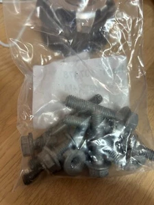 SKF TIMING BELT & WP KIT VAG 1.6 2.0 TDI A3 A4 A5 TT GOLF MK6 MK5 PASSAT II5-01 - Picture 1 of 7