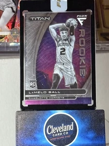 Balón Panini Flux 2020-21 - Titan Rookies LaMelo #3 (RC) - Imagen 1 de 4